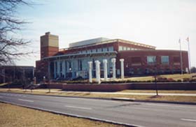 [photo, Sweeney District Court Building, Annapolis, Maryland]