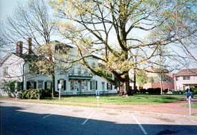 [color photograph, Courthouse Square, Centreville, Maryland]